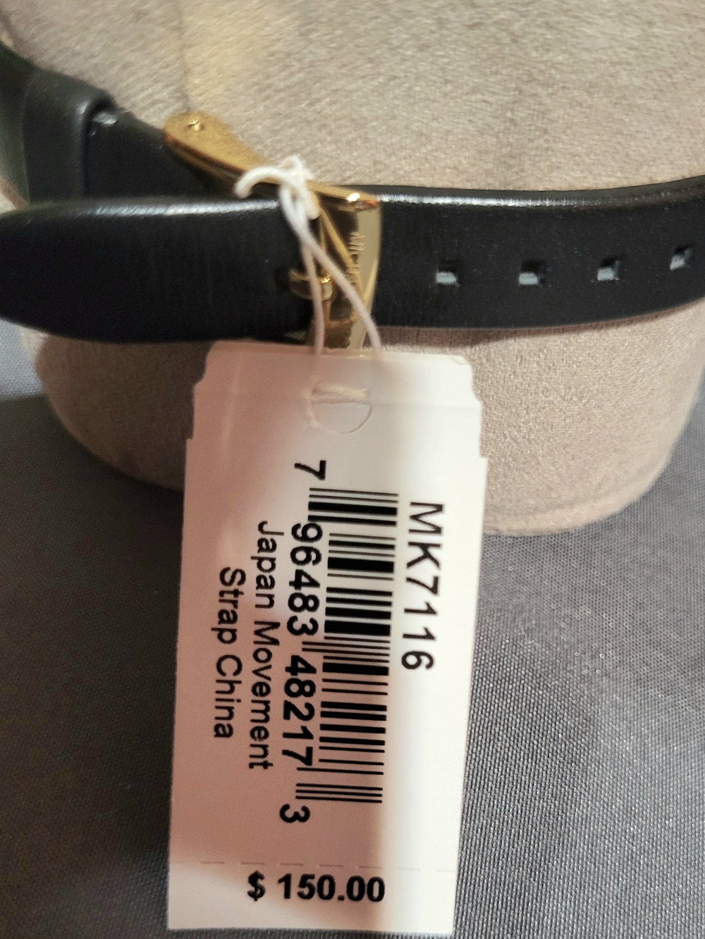 Womens Michael Kors Black Dial Leather Strap Watch with Gold Accents - Picture 7 of 9